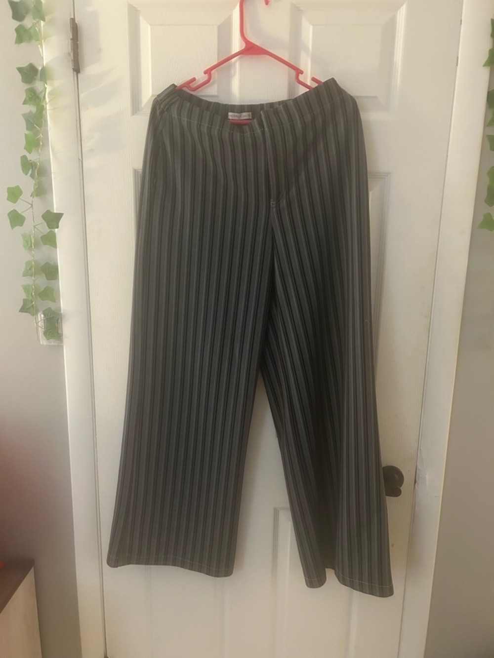 Sincerely Jules Black and Gray Pinstripe Pants